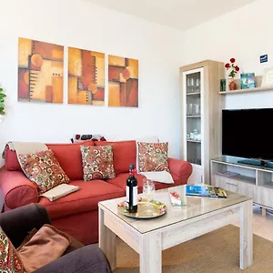 https://apartamentos-la-laguna.tenerifehoteles.net